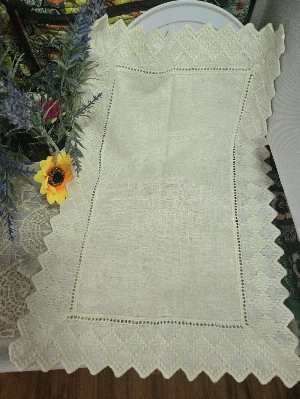 4/$15 Vintage Ivory Lace Placemat 12x18